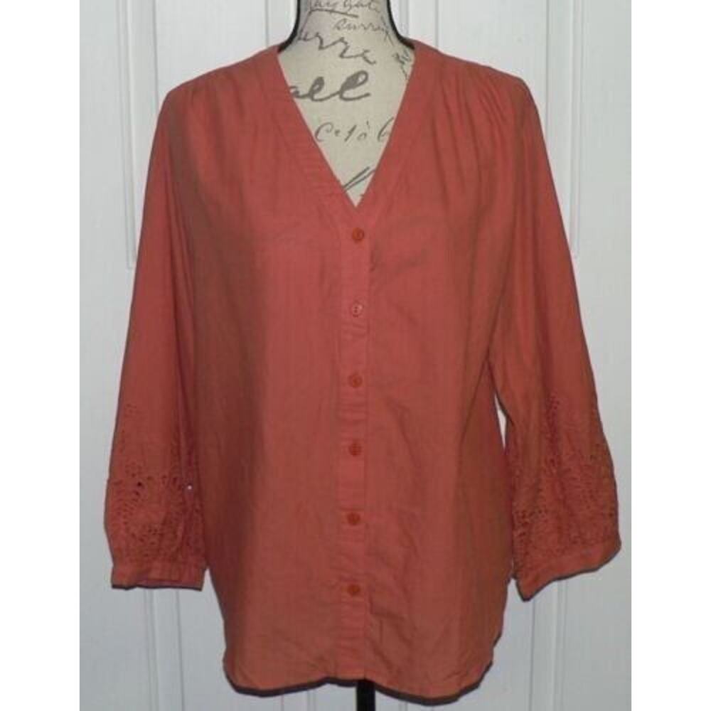 Wishlist Apparel Womens V-Neck Button Front Cotton Eyelet Top Burnt Orange Small